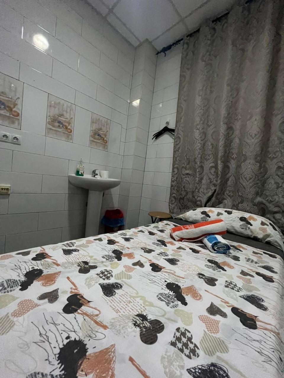Hostal Milan Alicante Exteriér fotografie