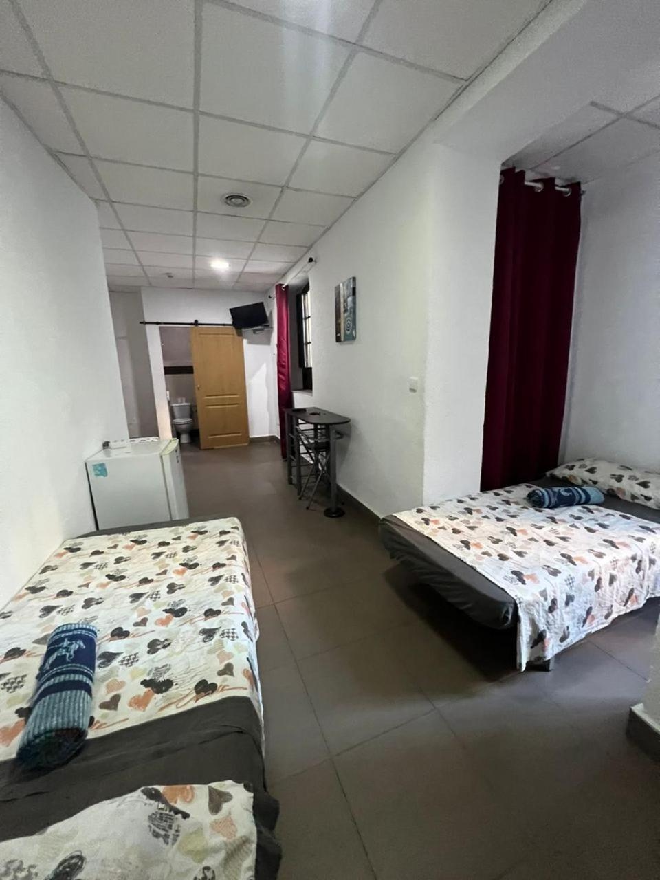 Hostal Milan Alicante Exteriér fotografie
